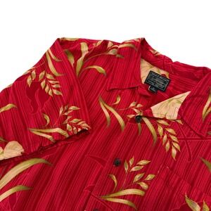 Steve & Barrys Mens XL Red Tropical Floral Rayon Short Sleeve Camp Shirt‎